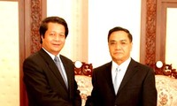 Laos Premierminister trifft Vertreter der vietnamesischen Provinz Phu Tho