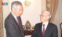 Singapurs Premierminister empfängt KPV-Generalsekretär Nguyen Phu Trong