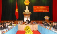 Vizepremierminister Nguyen Xuan Phuc besucht Provinz Hoa Binh