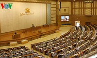 Parlamentspräsident Nguyen Sinh Hung spricht über Kooperation vor dem myanmarischen Parlament