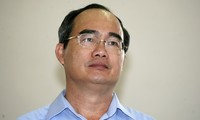 Vizepremierminister Nguyen Thien Nhan fordert Nationalakademie für Politik zur Erneuerung auf