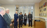 Eröffnung eines Klassenzimmers namens Ho Chi Minh in Russland