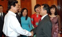 Botschafter und Konsuln Vietnams im Ausland müssen Interesse des Landes an erste Stelle setzen
