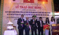 20 Jahre Stipendien des hessischen Wissenschaftsministeriums und des WUS für Studenten Vietnams