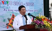Vizepremierminister Pham Binh Minh nimmt an Feier zum Schulbeginn der Eliteschule Ha Long teil