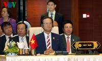 Premierminister Nguyen Tan Dung nimmt am 25. ASEAN-Gipfel teil