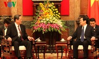 Delegation der KPC und der Politischen Konsultativkonferenz des chinesischen Volkes besucht Vietnam