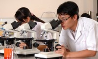 2015 soll Vietnam Arbeitskräfte für Wissenschaft und Technologie entwickeln 
