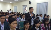 Vorsitzender der Vaterländischen Front Vietnams Nguyen Thien Nhan trifft Wähler in Bac Giang