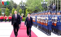 Staatspräsident Truong Tan Sang führt Gespräch mit Aserbaidschans Präsident İlham Əliyev