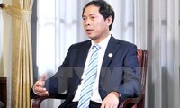 Vizeaußenminister Bui Thanh Son gibt Presse Auskunft über APEC-Gipfel