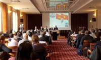 Seminar in Frankreich über den 12. Parteitag der KPV