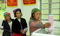 Parlaments- und Volksratswahlen in Vietnam