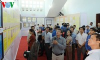 Ausstellung von Karten und Dokumenten über Hoang Sa und Truong Sa in Ha Nam