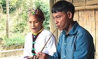 Der einzigartige folkloristische Tom-Gesang der Volksgruppe der Kho Mu