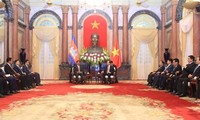 Staatspräsident empfängt Vizepremierminister, Innenminister Kambodschas