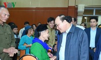 Premierminister Nguyen Xuan Phuc besucht Tra Linh in Cao Bang