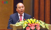 Premierminister Nguyen Xuan Phuc empfängt Kambodschas Premierminister Hun Sen