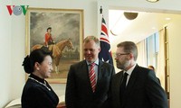 Parlamentspräsidentin führt Gespräch mit Präsidenten des Senats und Repräsentantenhauses Australiens