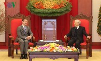 KPV-Generalsekretär Nguyen Phu Trong trifft Frankreichs Botschafter Bertrand Lortholary