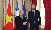 KPV-Generalsekretär Nguyen Phu Trong trifft Frankreichs Premierminister Edouard Philippe