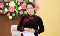 Parlamentspräsidentin trifft Leiter der vietnamesischen Vertretungen im Ausland