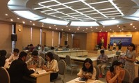 Treffen von vietnamesischen und omanischen Unternehmern