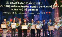 Ho-Chi-Minh-Stadt würdigt 77 ausgezeichnete Künstler und Kunsthandwerker
