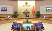 Premierminister Nguyen Xuan Phuc tagt mit Leitung der Provinz Dong Nai