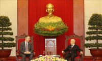 KPV-Generalsekretär Nguyen Phu Trong trifft US-Botschafter Kritenbrink