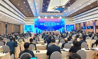 Eröffnung des vietnamesischen Wirtschaftsforums 2021