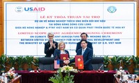 USAID arbeitet mit Landwirtschaftsministerium bei Anpassung an den Klimawandel im Mekong-Delta zusammen