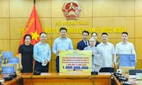 Hilfsgüter für Vietnamesen in Südkorea aufgenommen