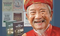 Autobiographie des 104-jährigen Historikers Nguyen Dinh Tu
