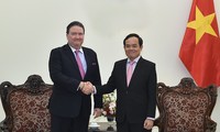 Vizepremierminister Tran Luu Quang empfängt US-Botschafter Marc Evans Knapper