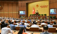 Parlament diskutiert Entwürfe von geänderten Gesetzen