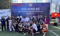 Sommer-Fußballturnier für Vietnamesen in Großbritannien
