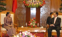 PM Vietnam Nguyen Tan Dung menerima Deputi PM Kamboja dan Deputi Menteri Pertahanan Laos