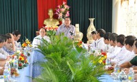 Provinsi Binh Dinh perlu mengembangkan lebih lanjut lagi potensi, keunggulan untuk mengembangkan sosial-ekonomi