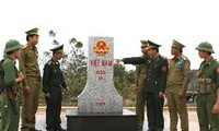Sidang Komisi Gabungan Penancapan tonggak perbatasan Vietnam-Laos