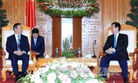 Sekretaris Komite Partai Daerah Otonomi provinsi Guangxi, Tiongkok, melakukan kunjungan di Vietnam