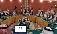 Negara-nagara Arab daerah Teluk mengimbau kepada Dewan Keamanan PBB supaya mengadakan pertemuan darurat mengenai Suriah