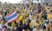 Mahkamah pidana Thailand menunda sidang pengadilan terhadap para kepala PAD