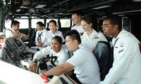 Angkatan Laut ASEAN melakukan latihan perang bersama dengan 8 negara lain di Laut Timur