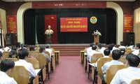 Himpunan Petani belajar, mencengkam Resolusi Kongres Nasional ke-6 Himpunan Petani Vietnam
