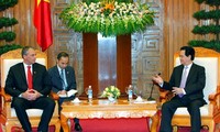 PM Vietnam, Nguyen Tan Dung menerima Gubernur negara bagian Australia Utara