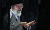 Ayatollah Agung Iran, Ali Khamenei mendukung perundingan nuklir dengan Kelompok P5+1