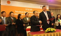 Vietnam dan Grup Microsoft melakukan kerjasama pendidikan tahapan 2013-2018
