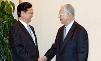 PM Vietnam, Nguyen Tan Dung memulai aktivitas-aktivitas dalam kunjungan resmi di Jepang