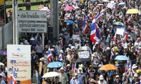 Faksi oposisi Thailand memulai kampanye “menduduki Bangkok”